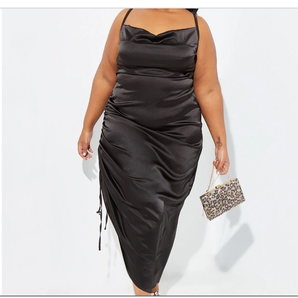 Stunning Satin slip cowl neck black dress. Adjustable straps. Size 22/24 - Picture 2 of 6